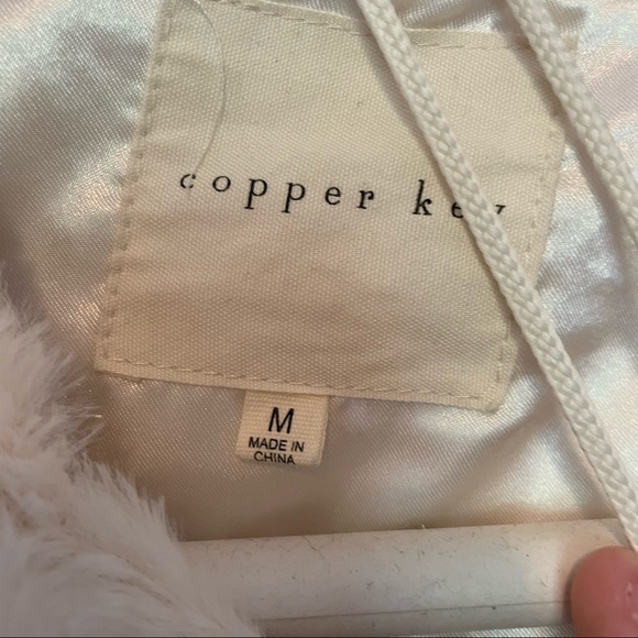 Girls Copper Key Shawl & Purse Set - Picture 3 of 3